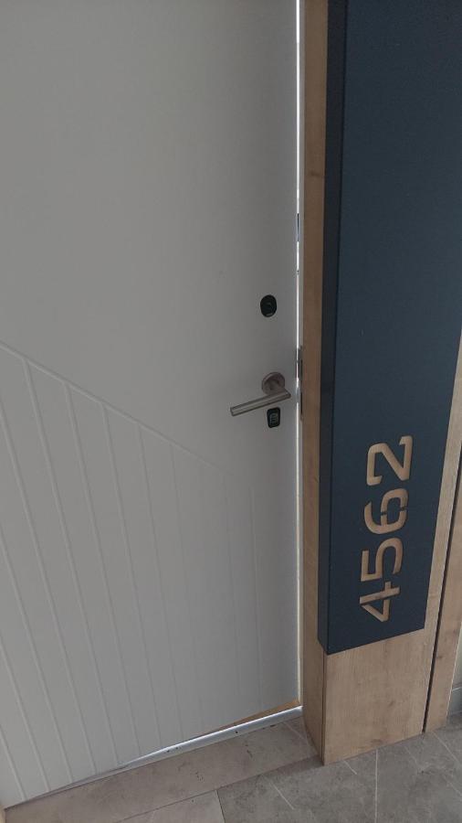 Orbi Twin Tower Apartement バトゥーミ エクステリア 写真